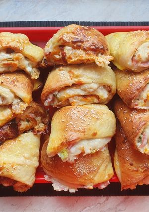 Sonkás-kukoricás és magyaros háromszög recept fotója