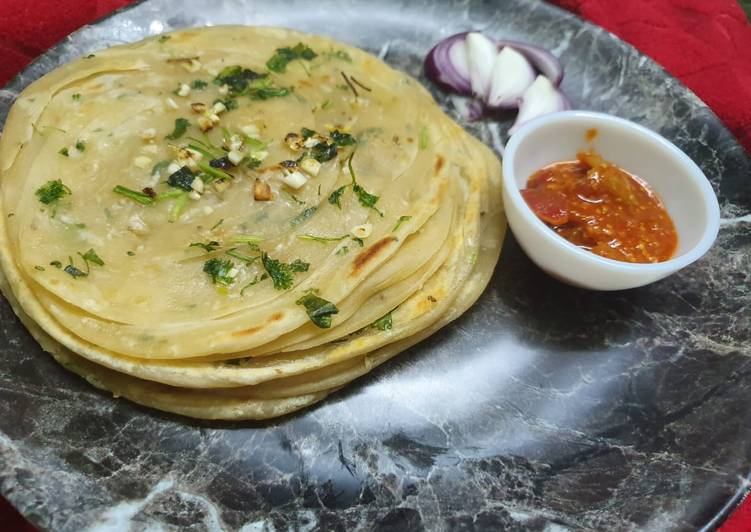 Step-by-Step Guide to Prepare Homemade Coriander Garlic Lachha Paratha