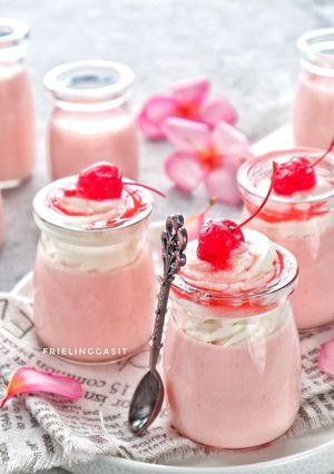 Foto resep Silky Puding dg memanfaatkan stok sirup di rumah