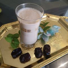 A picture of Dates shake /khajoor shake.