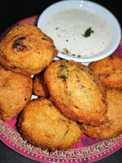 கார வடை(kara vadai recipe in tamil) செய்முறை முக்கிய புகைப்படம்
