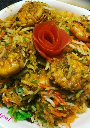 A picture of Prawns Biryani.