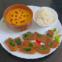 A picture of Kachcha kela Masala Fry.