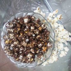 A picture of Gud chocolate popcorn.
