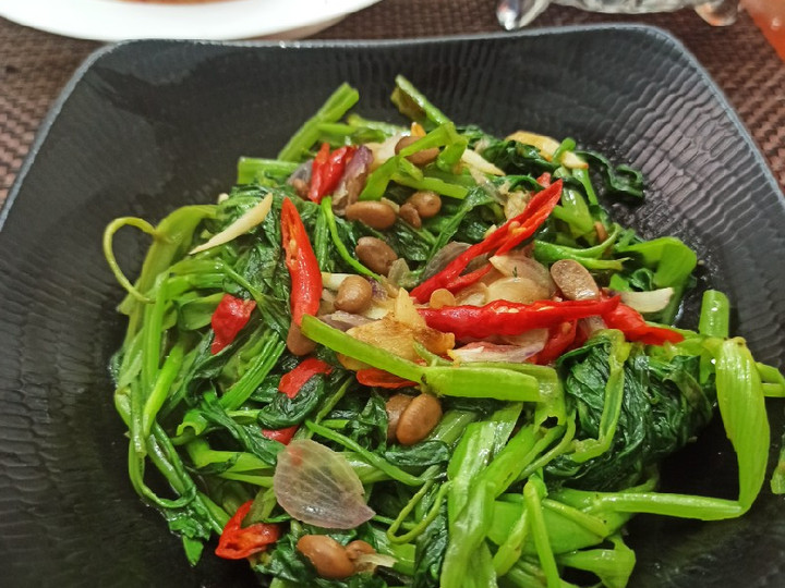 Resep Tumis Kangkung Tauco, Enak