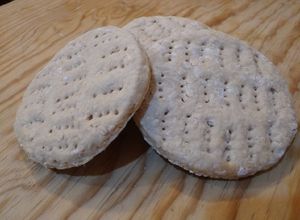 Una foto de Pan de avena exprés (flatbread / English muffin)