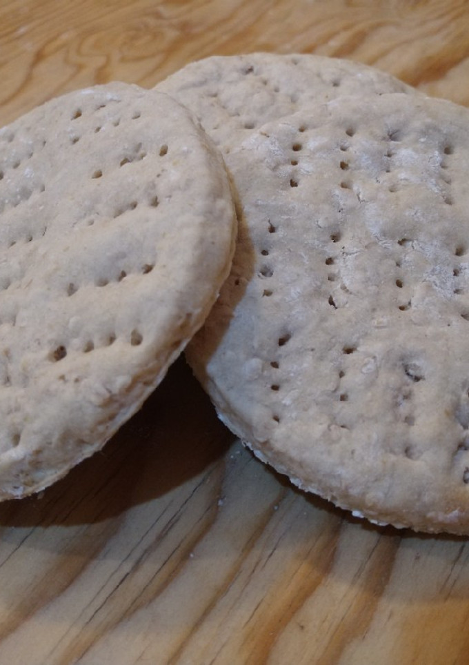 Una foto de Pan de avena exprés (flatbread / English muffin)