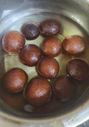 গোলাপজামুন (golapjamun recipe in Bengali) রেসিপির প্রধান ছবি