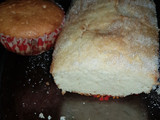 Budín de almíbar de durazno con cubierta azucarada