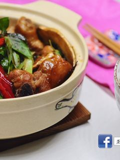 [一鍋到底]鹹香下飯，人氣名菜三杯雞 的食譜成品照片