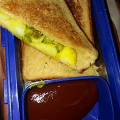 Aloo matar sandwich A picture of Aloo matar sandwich.