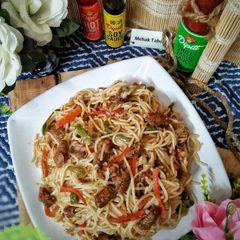 A picture of Beef Stir Fry Noodles.