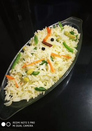 લીલવા રાઇસ (Lilva Rice Recipe In Gujarati) રેસીપી મુખ્ય ફોટો