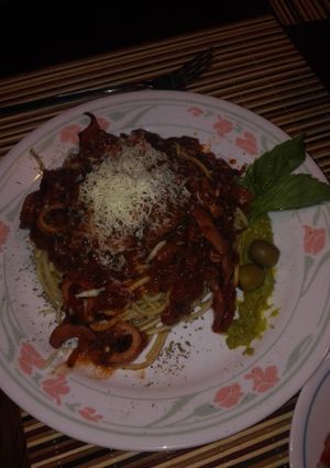 Una foto de Spaguettis con calamares