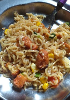 लाइम पनीर मैगी (Lemon Paneer Maggi Recipe in Hindi) रेसिपी मुख्य फोटो