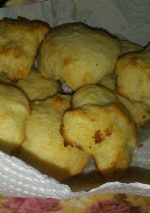 Una foto de Galletas de vainilla con cuatro ingredientes 😊