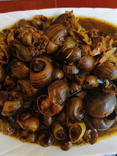 A picture of Beurre blanc escargot.