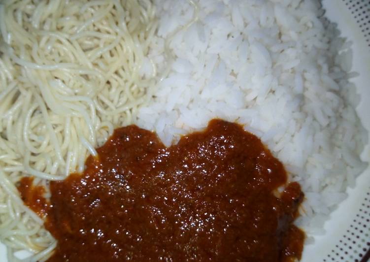 Rice and spaghetti