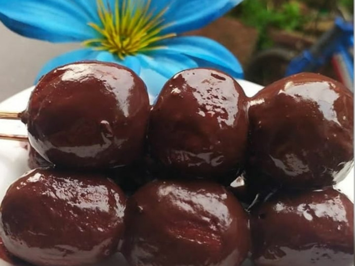 Bagaimana Menyiapkan Donat mini dengan saus coklat (tanpa telur,tanpa ulen,no mixer) yang Lezat Sekali