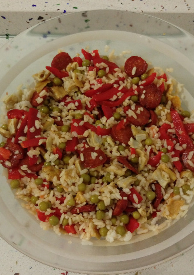 Una foto de Arroz tres delicias
