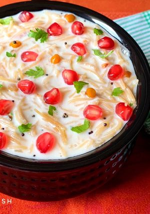 A picture of Thayir Semiya (Curd Vermicelli).