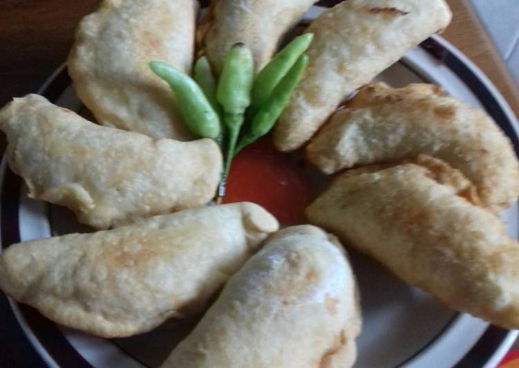 Bagaimana Menyiapkan Pastel goreng#MingguBaru#BikinRamadanBerkesan#, Menggugah Selera