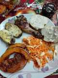 Pollo con miel y mostaza a las brasas con ensalada