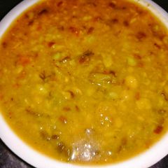 A picture of Urad Chana Dal.