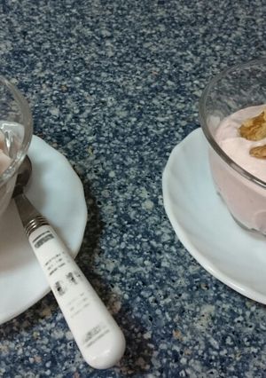 Foto principal de Nueces con Fresa 🍓 y Nata🍦