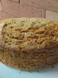 Una foto de Bizcocho de banano en licuadora, sin horno y en la estufa🍰🍌🍯🍮🍌🍰