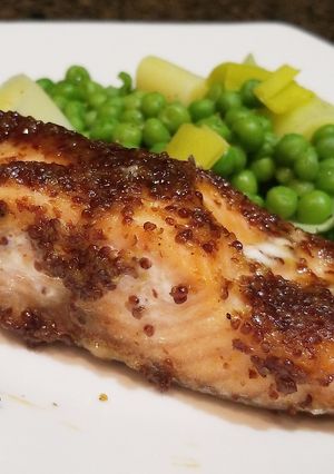 A picture of Honey Mustard Glazed Salmon.