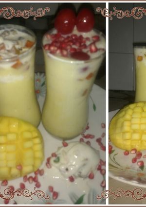 A picture of Mango shake with ice cream.