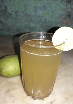 A picture of Mango sharbat.