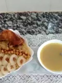 صورة لوصفة رشتة بالدجاج