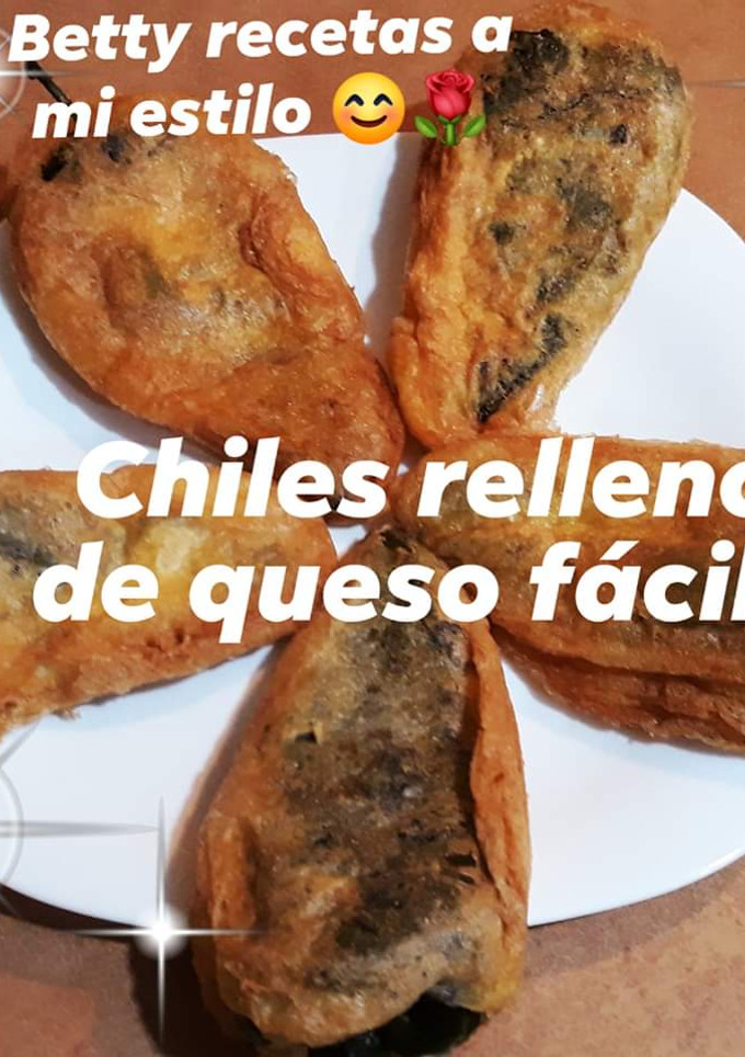 Una foto de Chiles rellenos de queso fácil