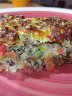 Una foto de Budín de carne y verduras