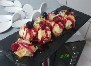Una foto de Roll dulce de Helado y tempura