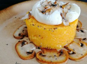 Foto principal de Parmentier de calabaza con champiñones y huevo poché