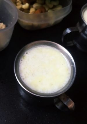 A picture of Almond ghee dodhi.
