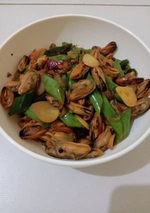 Foto resep Tumis buncis kerang hijau pedas manis