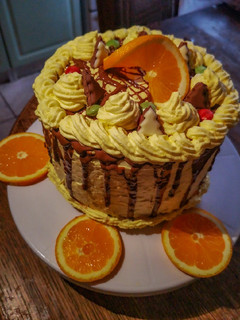 Mézeskalács ízű narancs mousse torta recept fotója