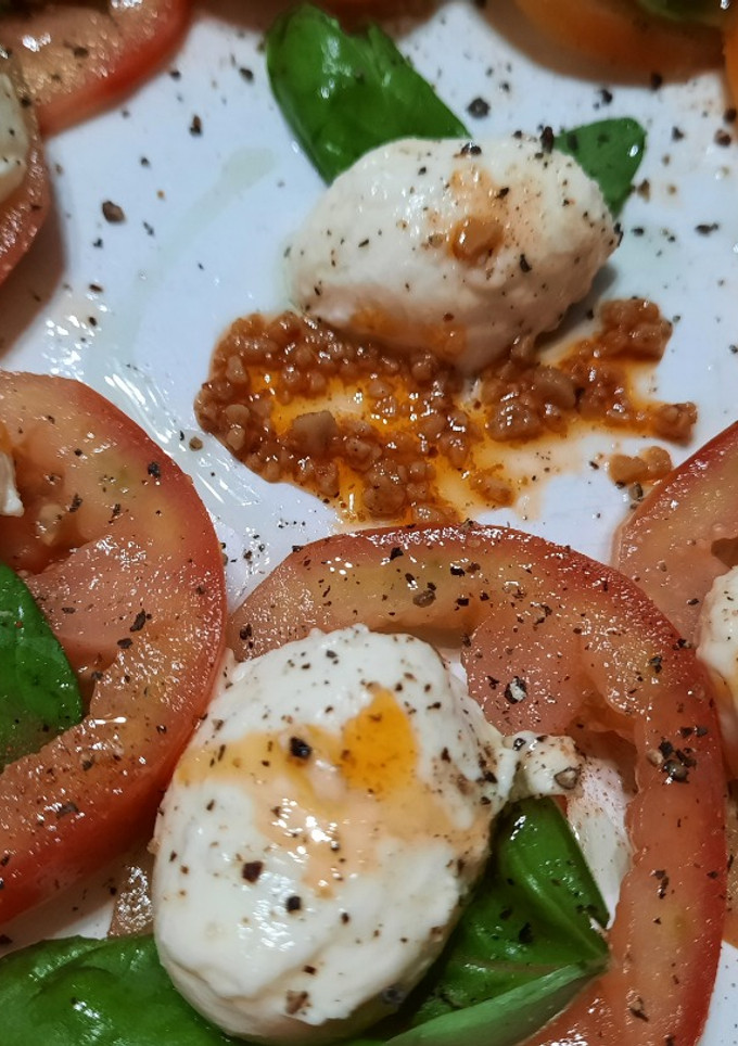 Una foto de Ensalada caprese