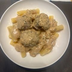 A picture of Swedish Meatballs.
