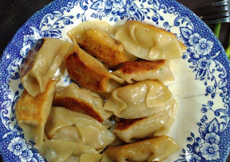 RECOMMANDED! Resep Mandu (만두) / Korean Dumplings