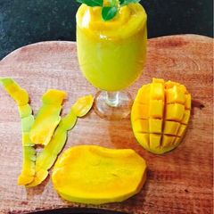 A picture of Mango Lassi.