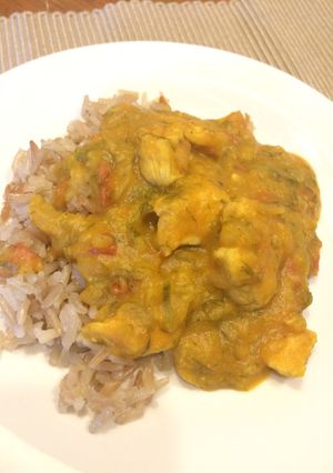 Indiai chilli-s csirkés lencse kaporral és kurkumával (Suva Dal) recept fotója