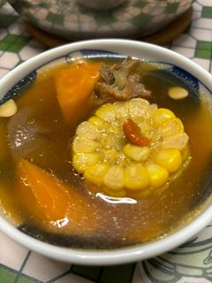 無花果紅棗玉米排骨湯 的食譜成品照片