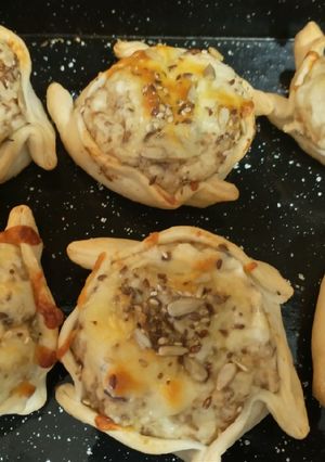 Una foto de Canastitas de atún con salsita blanca, muy fáciles y ricas