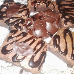 A picture of Chocolate fudge Brownies.
