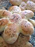 خبز الزهرة 🌼😋😋😋